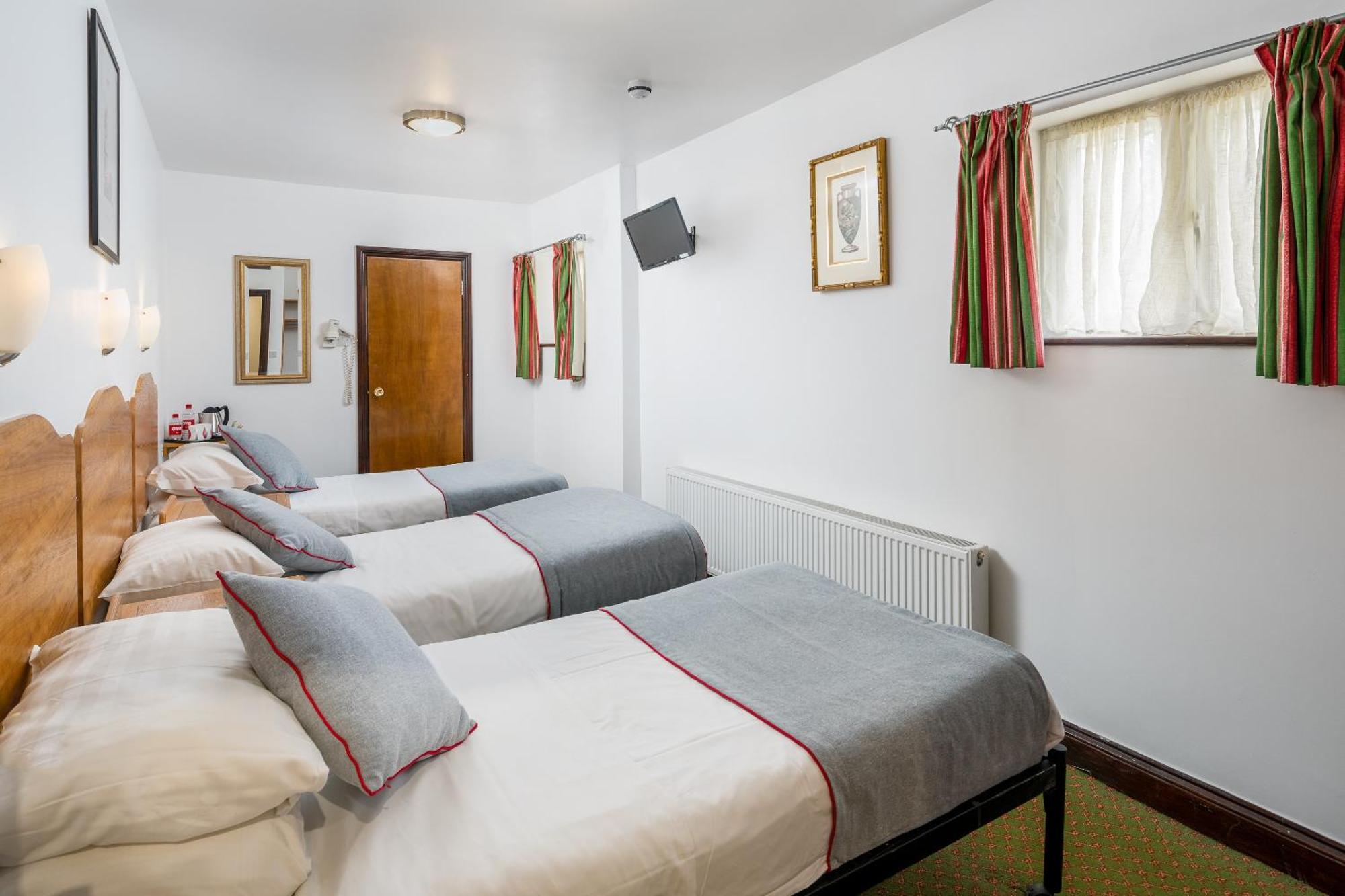 Oyo Abbey Hotel, Shepherd's Bush Market Hotel Londra